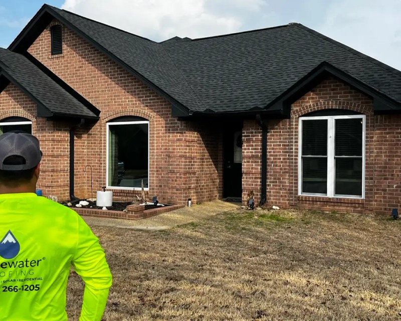 Best Seattle Roofing Company for Shingle and Metal Roofs