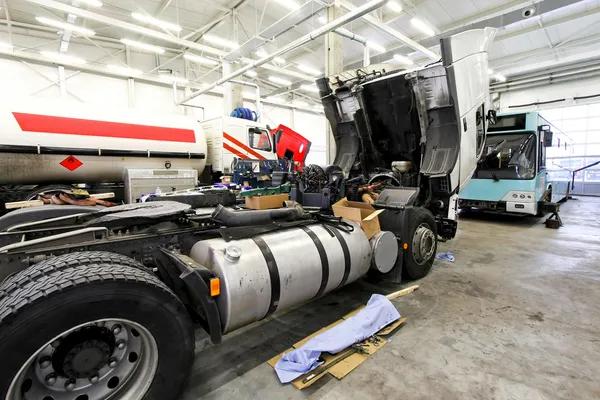 Best Semi Truck Repair Jackson for Diesel Engine Issues