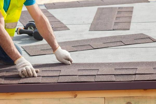 Roofing Company Near Me with Experienced Roofers