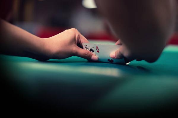 Exploring Blackjack Games Through casino truc tuyen Platforms