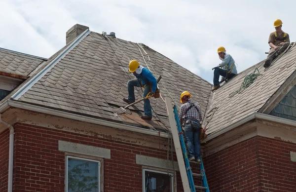 Choosing a Reliable Roofing Company in the Capital Region for Your Home